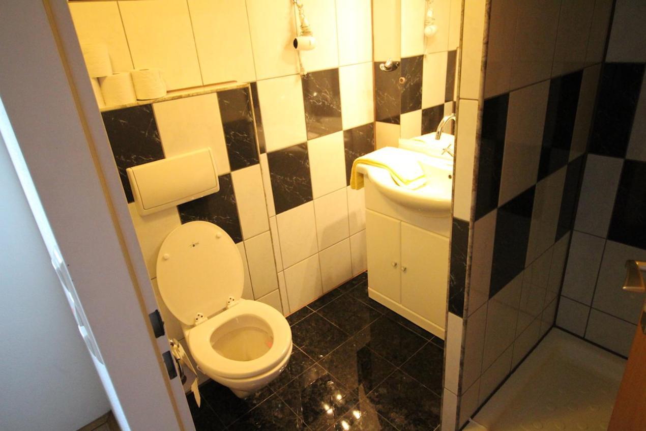 Apartments Helena Zadar Vrsi Εξωτερικό φωτογραφία